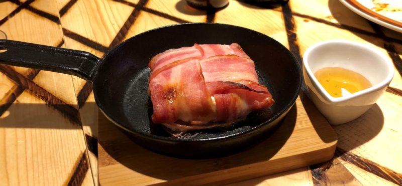 カマンベールベーコン はちみつ添え