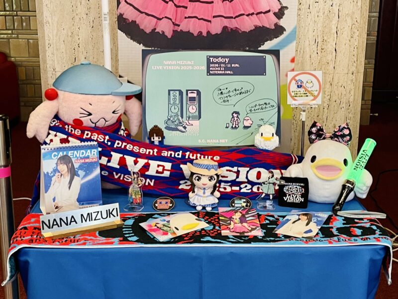 水樹奈々 LIVE VISION 2025-2026 愛知公演2日目のファンクラブカウンター（直筆サイン＆メッセージ）